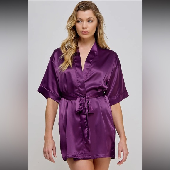 Get Ready Mini Satin Colorful Robe - Picture 2 of 5